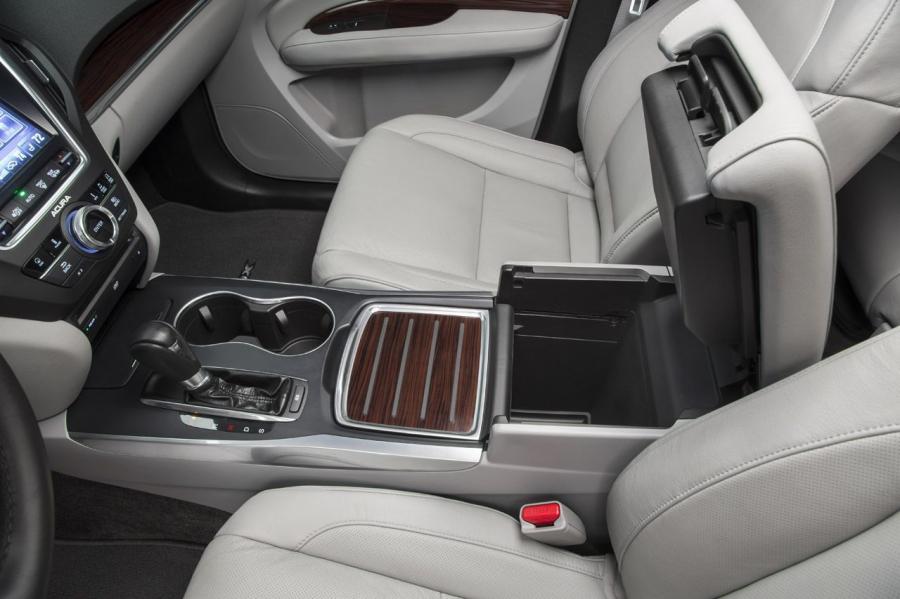 Интерьер Acura MDX (YD3) 2013 года  (NA) (фото 21 из 244)